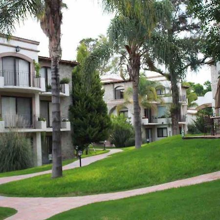Elegante Habitacion Ideal Para Tu Estancia. San Miguel de Allende Ngoại thất bức ảnh