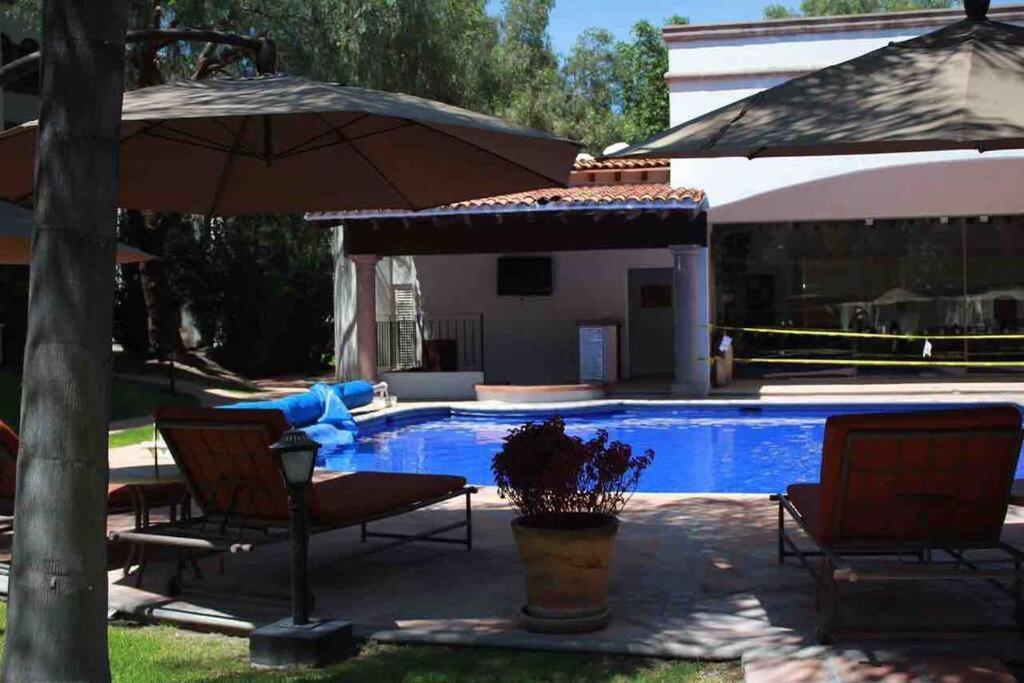 Elegante Habitacion Ideal Para Tu Estancia. San Miguel de Allende Ngoại thất bức ảnh